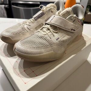 Way of Wade 808 4 Ultra “The First Pick”